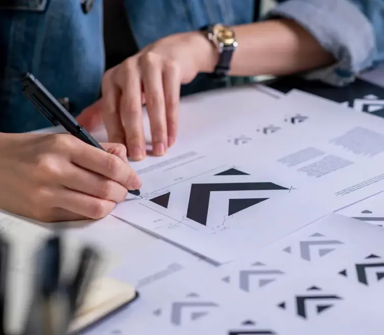 Brading e Visual Identity - Ekeria Up